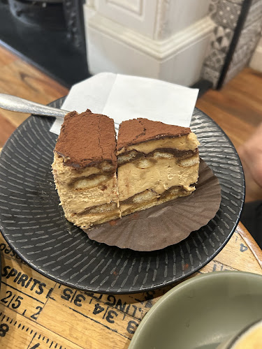 Opinii despre A Treat of France în North Melbourne - Hospitality and gastronomy