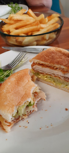 24 King St, Paterson NSW 2421