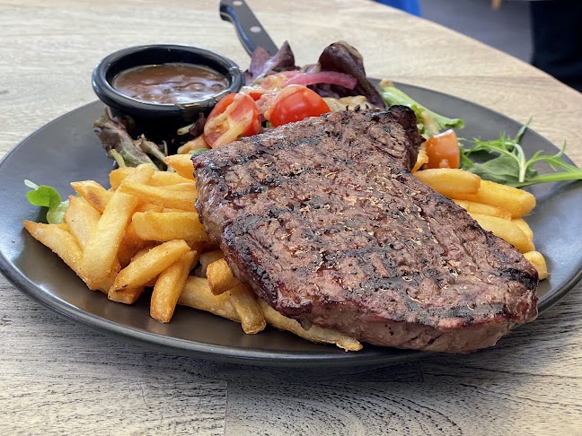 Royal Hotel Camden - Hospitality and gastronomy