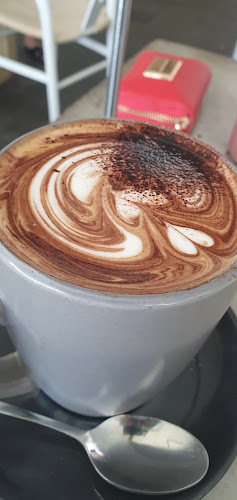 Ground Coolangatta - Hospitality and gastronomy