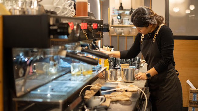 Axil Coffee Roasters - Hospitality and gastronomy