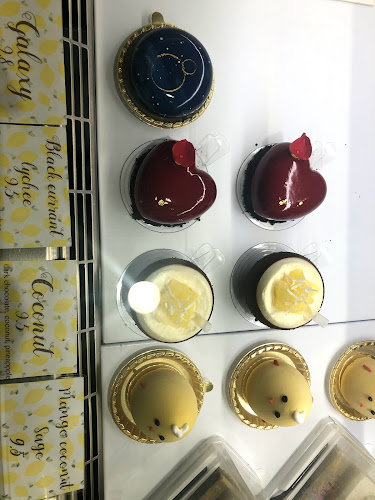 Opinii despre Dulcet Cakes & Sweets în Haymarket - Hospitality and gastronomy