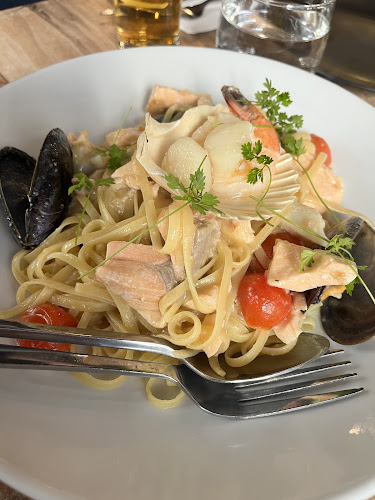 Ginger Olive | Restaurant and Grill