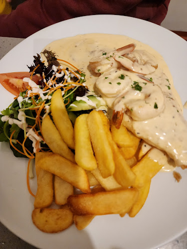 Opinii despre Mia Restaurant- Western and Asian în Geraldton - Hospitality and gastronomy