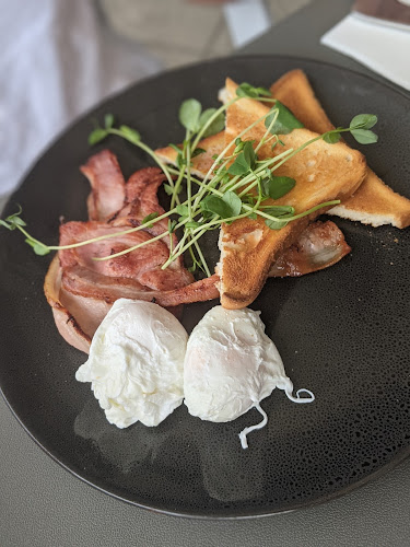 Comentarii opinii despre Cafe Gold Coast