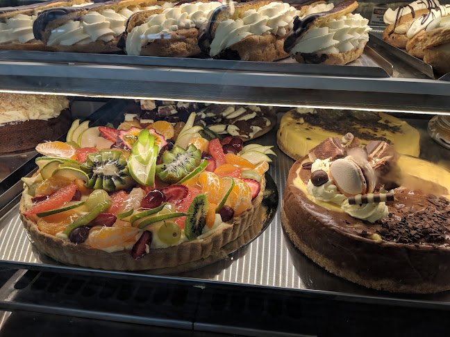 Bruns Bakery - Hospitality and gastronomy