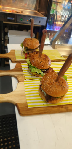 Shop 2/52 Durlacher St, Geraldton WA 6530