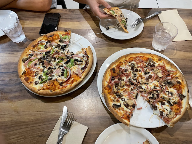 11 Tay Ave, Caloundra QLD 4551