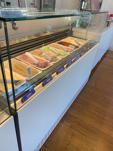 Comentarii opinii despre The Bright Ice Creamery