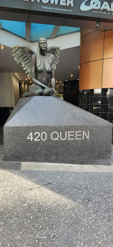 Comentarii opinii despre BWS Aurora Tower