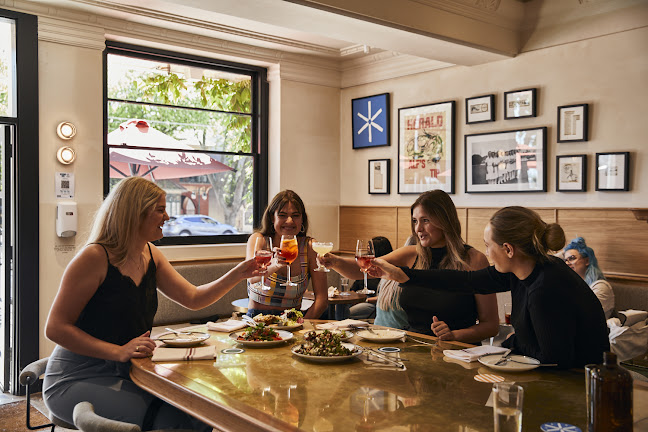 29 Fitzroy St, St Kilda VIC 3182