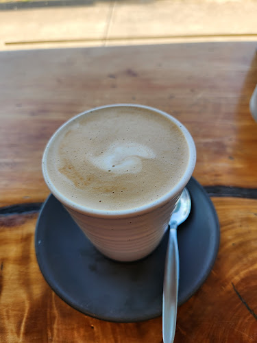 Comentarii opinii despre Two Sisters Cafe [formerly known as Steampacket Foods]