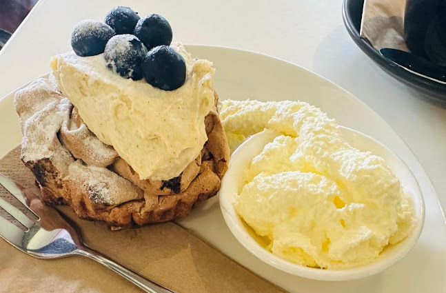 Zamia Cafe - Hospitality and gastronomy