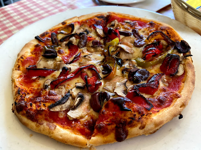 La Trattoria Restaurant & Pizza Bar - Adelaide