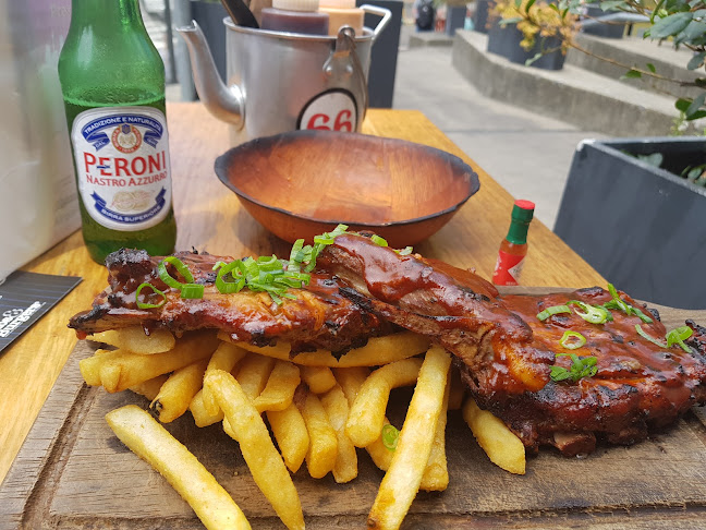 Comentarii opinii despre Pancakes On The Rocks