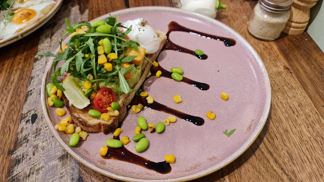 Comentarii opinii despre FLOVIE FLORIST CAFE