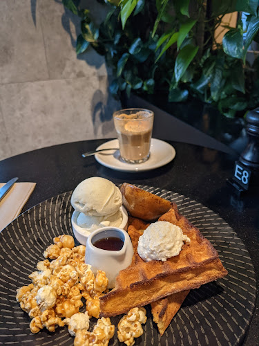 Maple + Clove - Hospitality and gastronomy