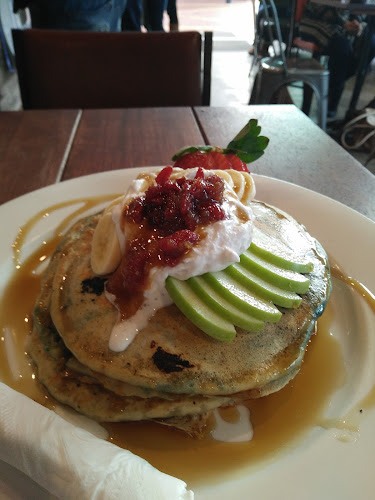 Comentarii opinii despre Sweet Bones Bakery and Cafe Braddon