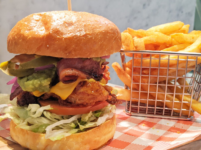 Comentarii opinii despre Burger on barrack