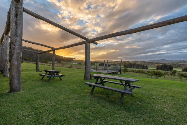 Opinii despre Mountain Ridge Wines Restaurant & Cellar Door în Coolangatta - Hospitality and gastronomy