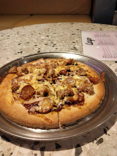 Cargo Bar Pizza Lounge