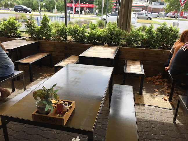 La Vallee Cafe Essendon