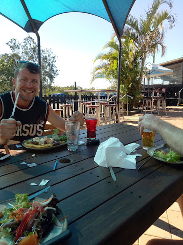 Comentarii opinii despre Chinderah Tavern