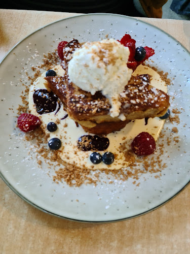 Darling West Cafe Geelong - Geelong West