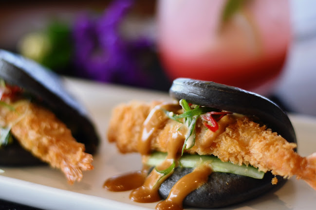 Osha Kitchen & Bar - Hospitality and gastronomy