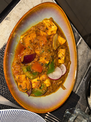 Saffron Indian Gourmet - Hospitality and gastronomy