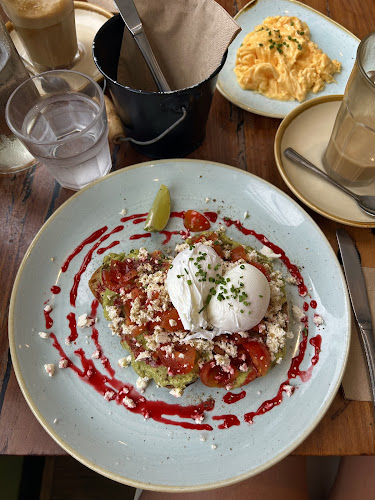 76 Cyrus St, Hyams Beach NSW 2540