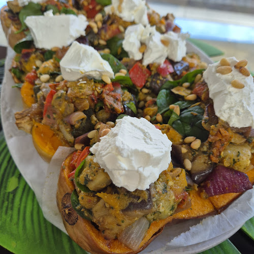 52 Goondoon St, Gladstone Central QLD 4680