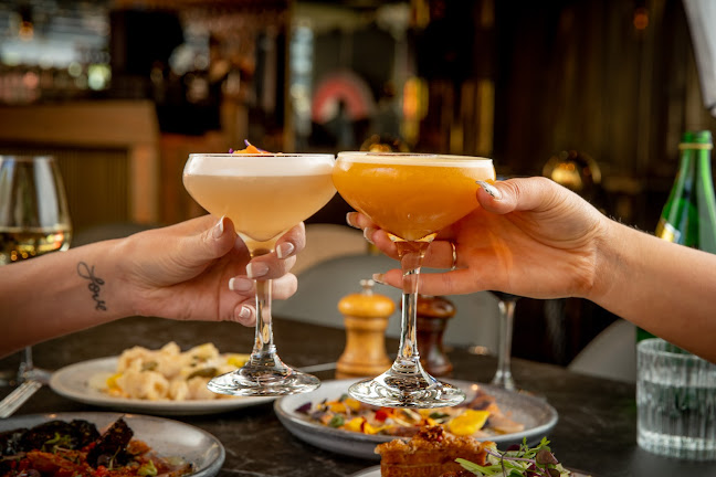 Left Bank Melbourne Restaurant & Cocktail Bar - Southbank