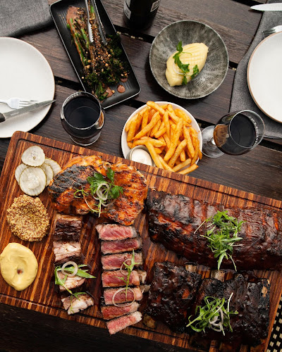 Comentarii opinii despre The Breslin Steakhouse