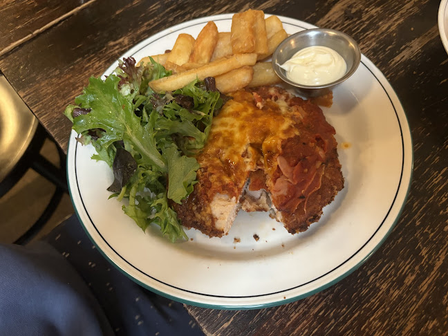 The Local Taphouse - Hospitality and gastronomy