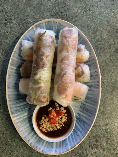 Comentarii opinii despre Kim Long