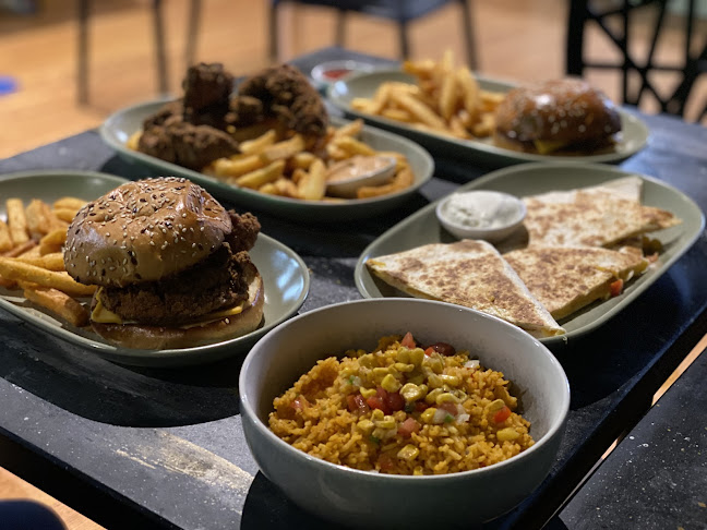 Comentarii opinii despre Bobby Dre's