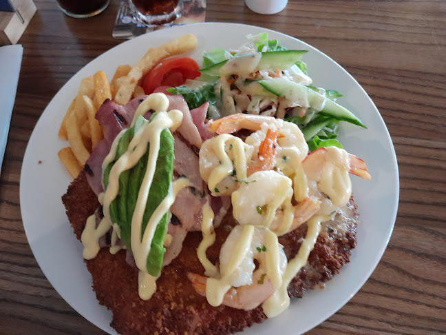 Bargara Lakes Tavern