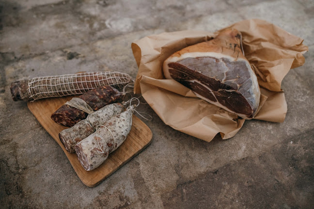 Omeio Artisanal Deli - Hospitality and gastronomy