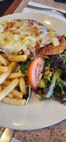 Opinii despre The Old Town 'N' Country Tavern în Wangaratta - Hospitality and gastronomy