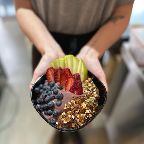 50 Peerless Ave, Mermaid Beach QLD 4218