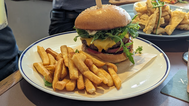 Opinii despre The Sussex Hotel în Sydney - Hospitality and gastronomy