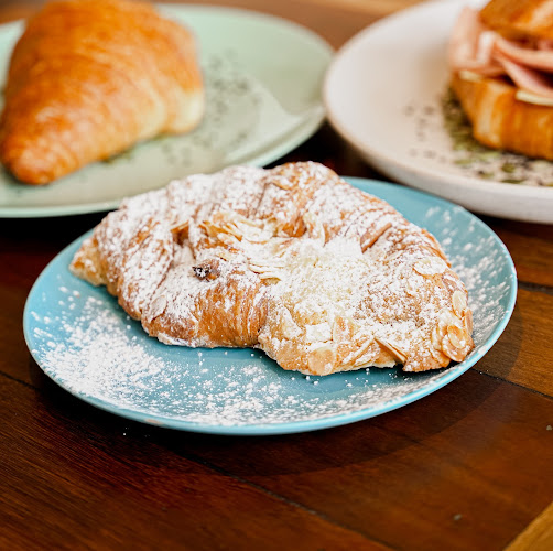 shop 3/201 Ferry Rd, Southport QLD 4215