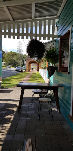 Elwood Cafe Burringbar - Hospitality and gastronomy