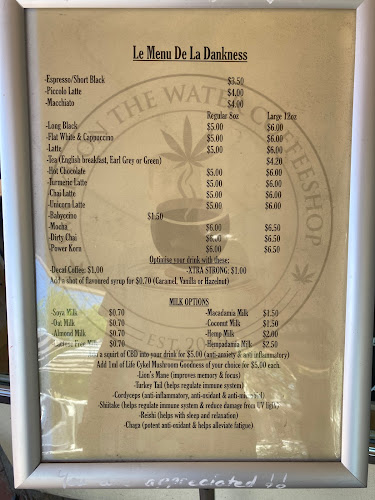Opinii despre Smoke On The Water Coffeeshop în Ettalong Beach - Hospitality and gastronomy