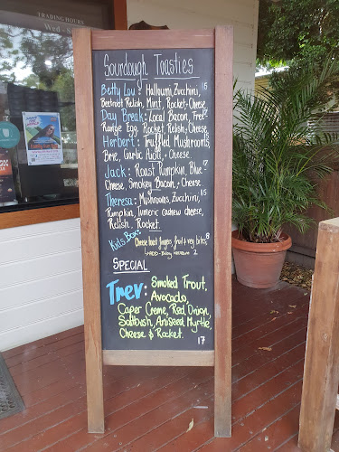 The Gladstone Hub, 19 Kinchela St, Gladstone NSW 2440