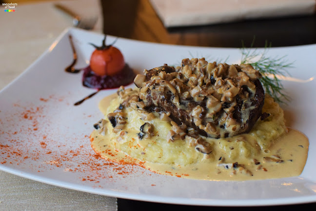 Comentarii opinii despre Hellenic Club