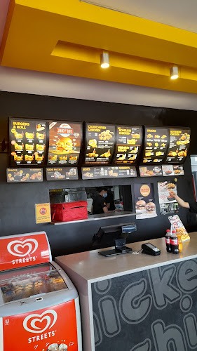 Chicken Treat Broome - Hospitality and gastronomy