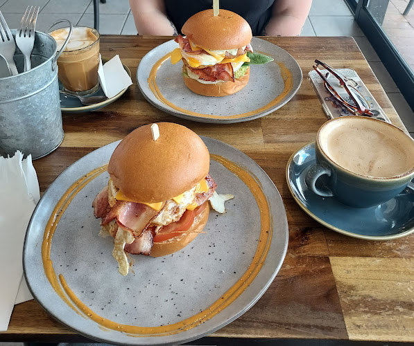 Comentarii opinii despre Ocean 4218 cafe