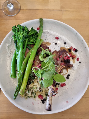 Opinii despre Mountain Ridge Wines Restaurant & Cellar Door în Coolangatta - Hospitality and gastronomy